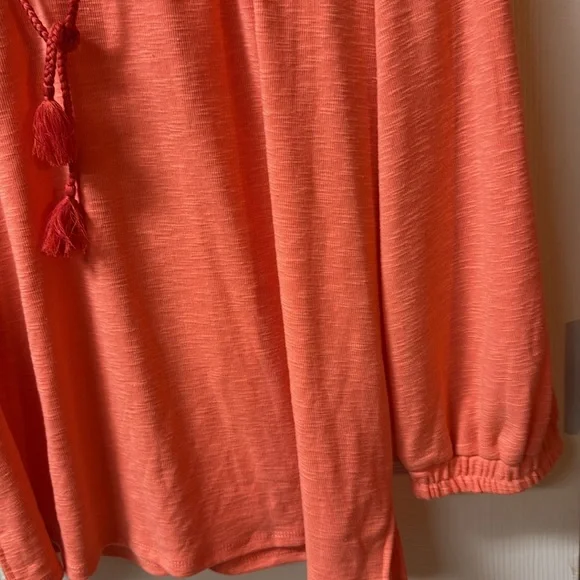 Ladies Blouse - Picture 4 of 5